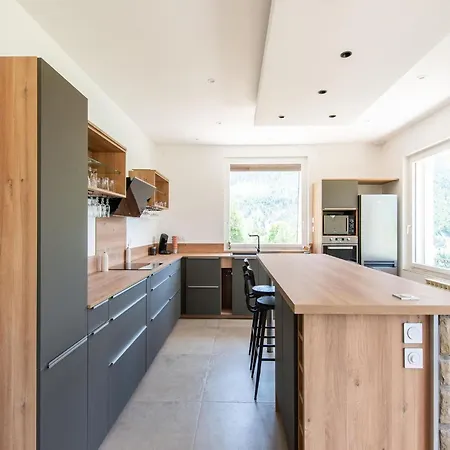In With Garden Holiday home *
